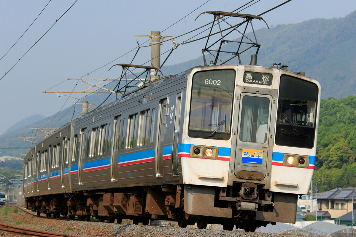 ６０００系