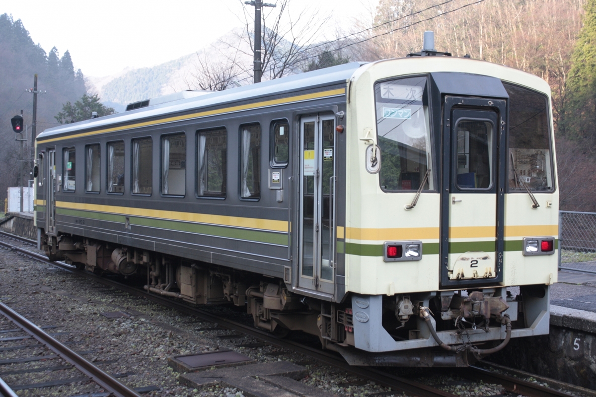 キハ１２０系